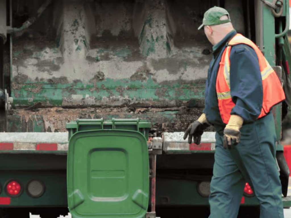Por Fiestas Patrias: suspenden servicio de recolección de basura y reciclaje en Maipú este viernes 18 y sábado 19