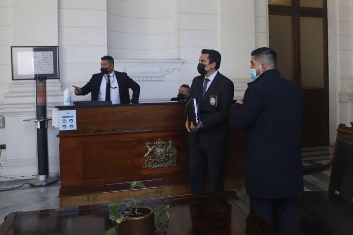 Caso Rojas Vade: PDI llega a la Convención