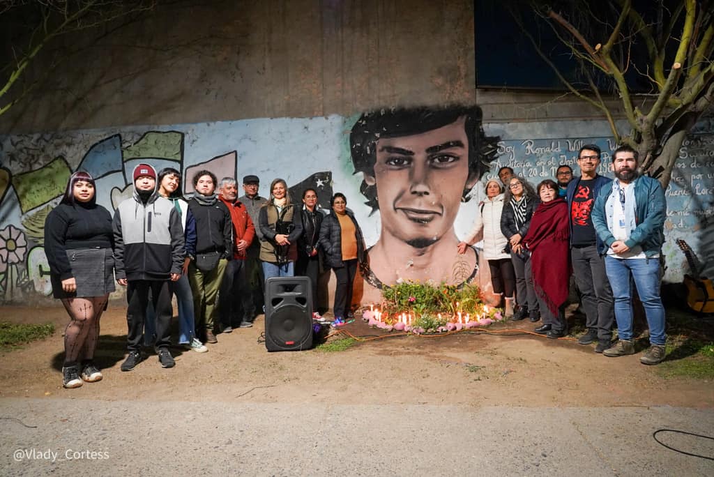 A 40 años de su asesinato, Maipú recordó a Ronald Wood entre vecinos, música y memoria viva