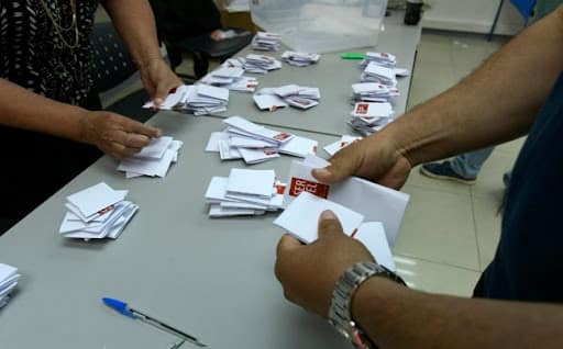 apoderados de mesa local de votacion