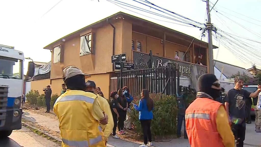 demolición narco casas