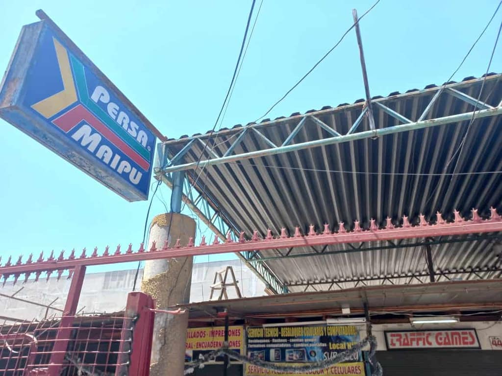 7 arrendatarios de la ex feria artesanal se movieron al persa de Maipú