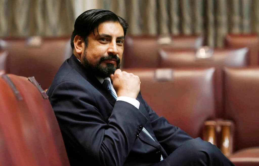 Rubén Oyarzo