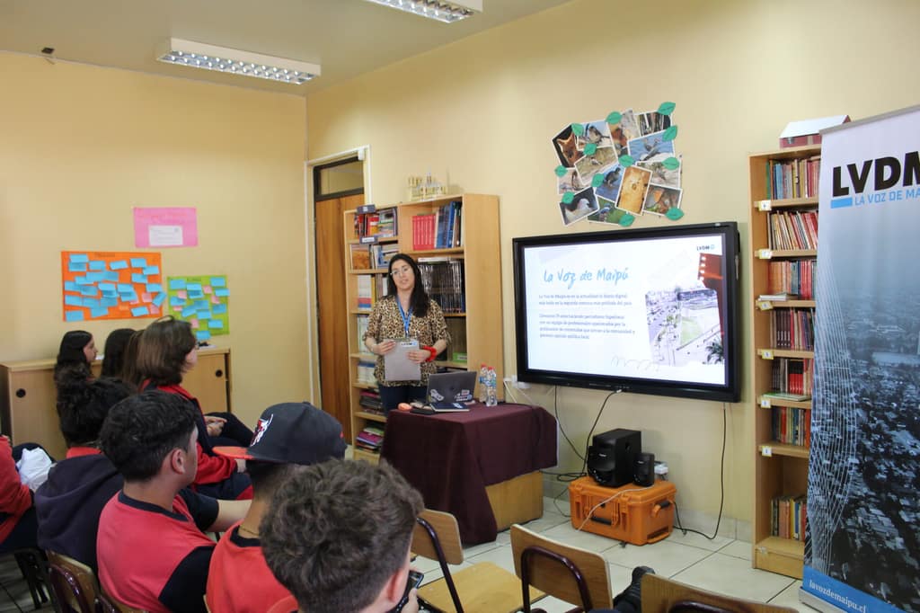 taller medios la voz de maipu