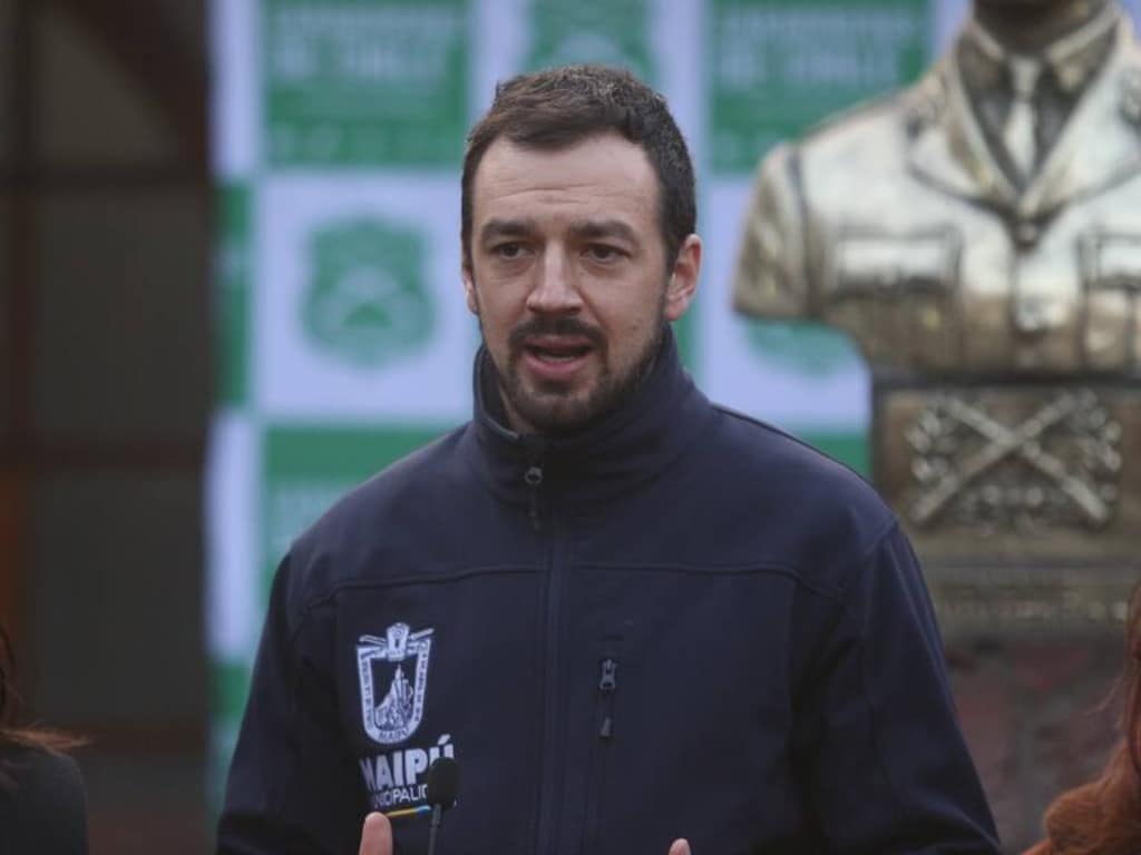 Municipalidad de Maipú mantiene contrato de aseo declarado ilegal pese a fallo firme