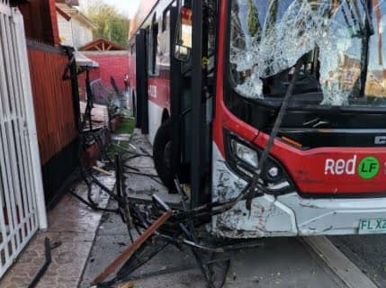 bus red accidente