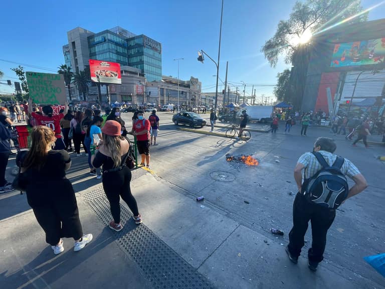 18 de Octubre: Inician manifestaciones en Plaza de Maipú