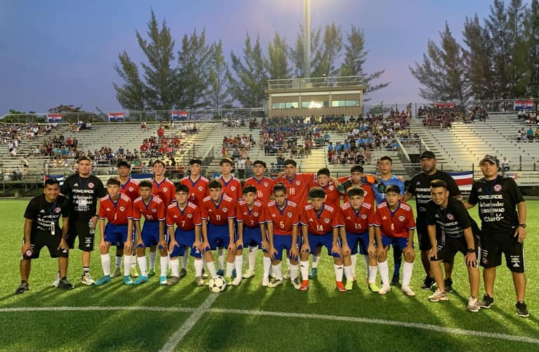 Alfonso Berríos y selección chilena de fútbol barrio