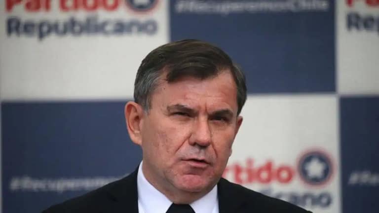 Enrique Bassaletti, candidato del partido republicano