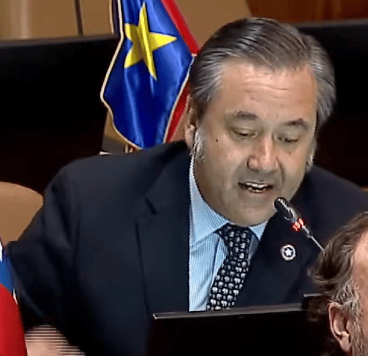 Agustín romero en votación por reforma de pensiones