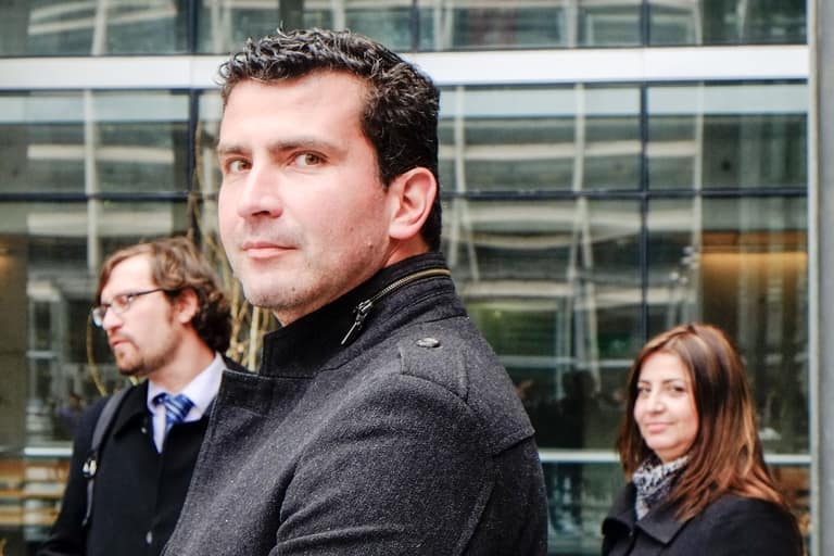 Concejal Marcelo Torres comenzó a cumplir medida cautelar en «Capitán Yáber», mientras defensas cuestionan el fallo