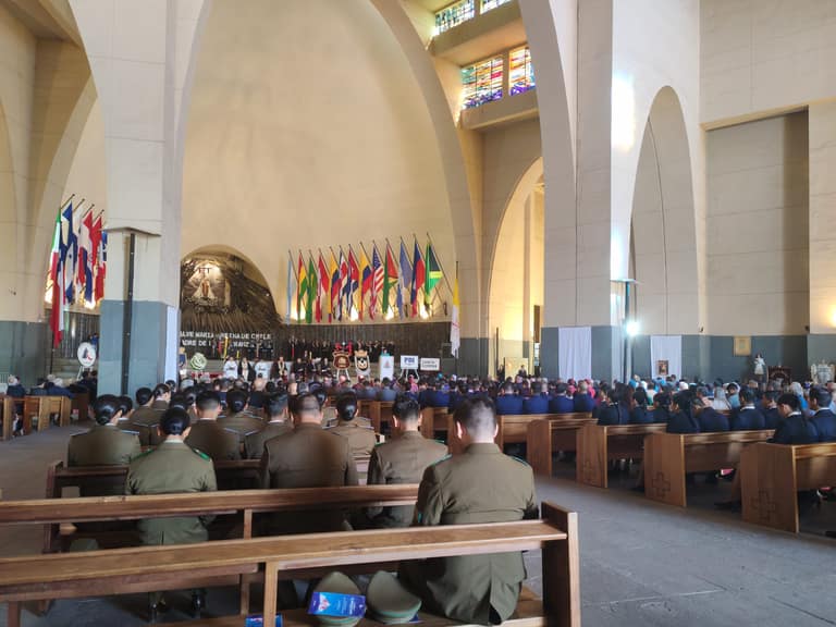 Te Deum en el Templo Votivo