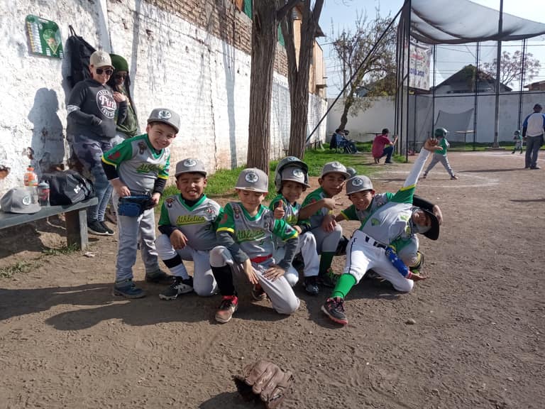niño venezolano deporte