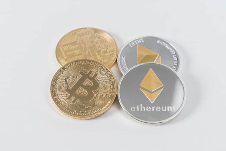 El BitCoin y el Ethereum caen