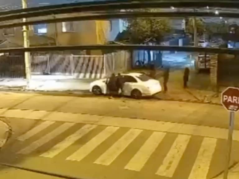 Carabineros desbarató organización criminal juvenil en Maipú: están vinculados a violento robo de vehículo que dejó una mujer atropellada