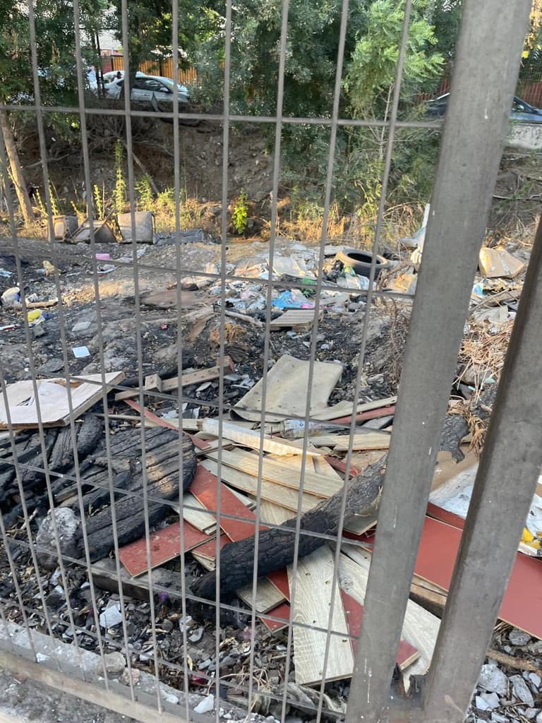 Basural canal Ortuzano, cerca de donde se instalaría la feria El Descanso