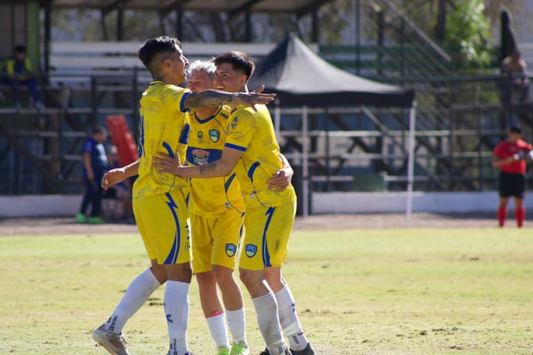 Cultural Maipú goleó en Vicuña y se prende la pelea por el ascenso en la Tercera «B» 2026