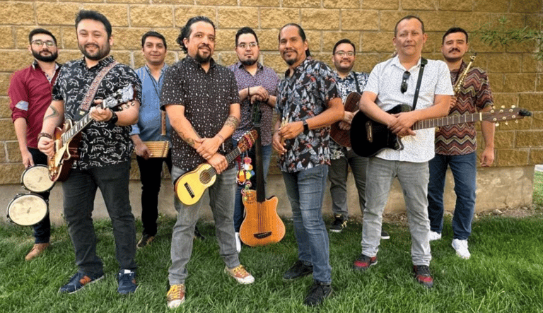 Turumanya Andino - banda folclórica maipucina.