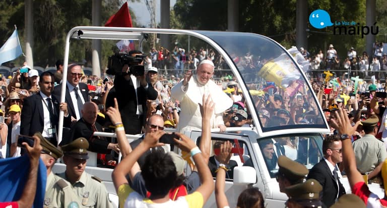 Así fue el ingreso del Papa al Templo Votivo de Maipú