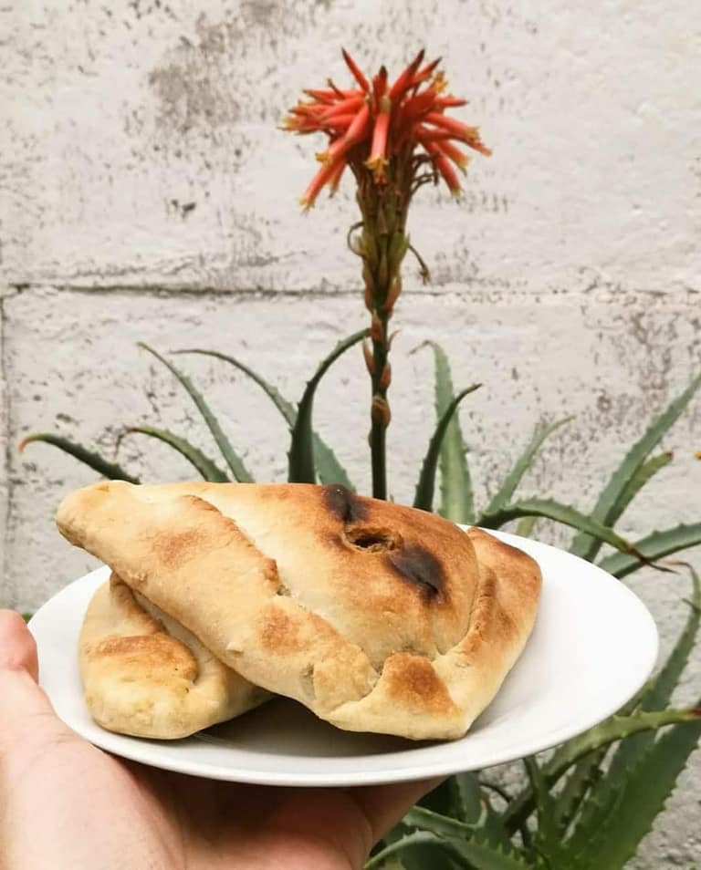 “¡Amasaito, empanadas calientes!”: La historia tras las mejores empanadas del barrio Longitudinal
