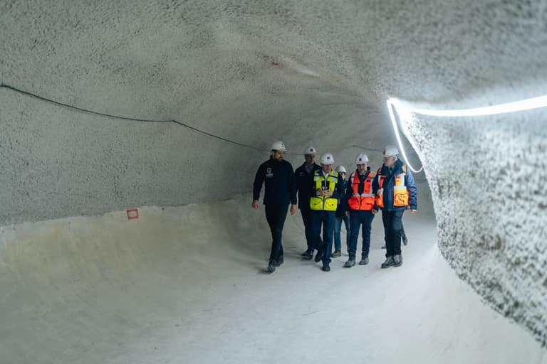 Presidente Kast visita Maipú para inspeccionar primera etapa de entubamiento del Canal Santa Marta