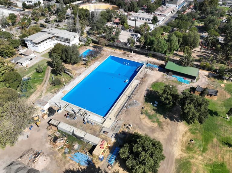 Autoridad muestra nuevas imágenes del progreso de la Piscina Municipal: «Pronto les contaremos novedades sobre el nombre»