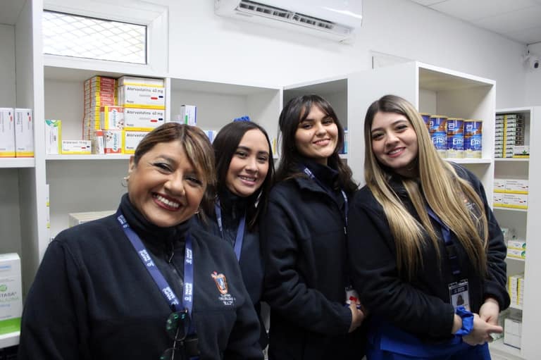 Se inauguró la segunda farmacia municipal en CAM Poniente con precios hasta 95% más baratos