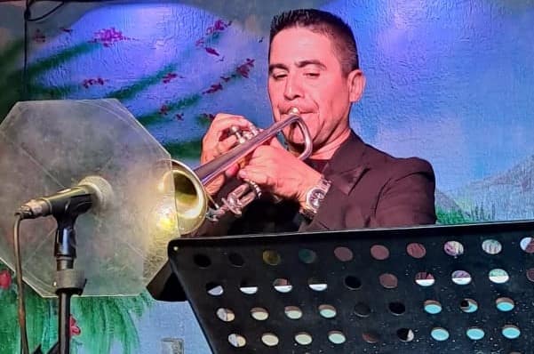 Denver Palacios, Trompetista de la Orquesta Bohemia Latina