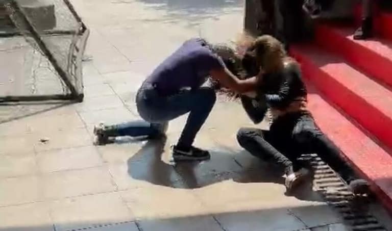 pelea alumnas colegio