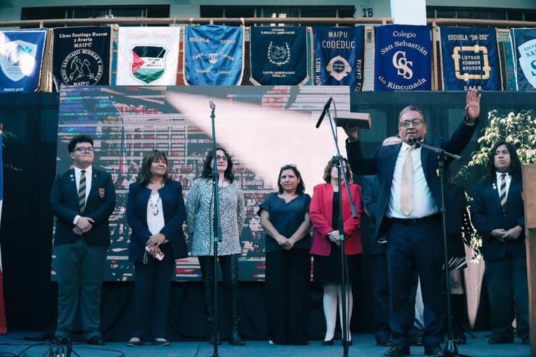 SLEP Santa Corina da inicio al año escolar en el Liceo Nacional de Maipú