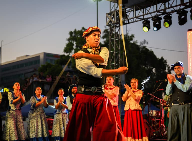 Festival Folklórico José Luis Hernández