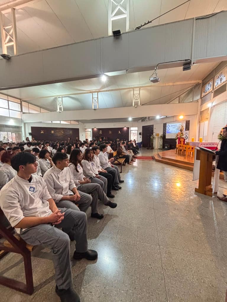 Colegio Carolina Llona de Maipú abre sus puertas a la comunidad con su tradicional Feria Técnico-Profesional