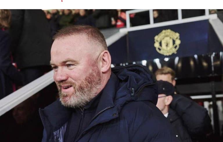 Wayne Rooney: La Caída de una Leyenda en los Banquillos
