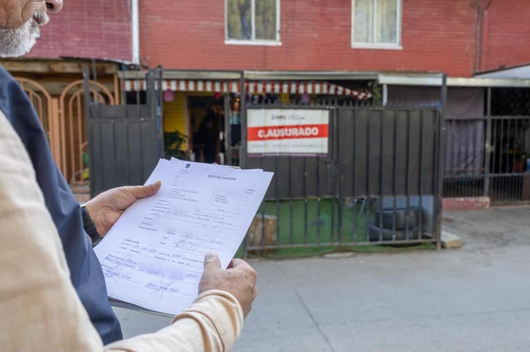 Municipalidad de Maipú clausura guardería que falsificaba firmas del alcalde Vodanovic para operar