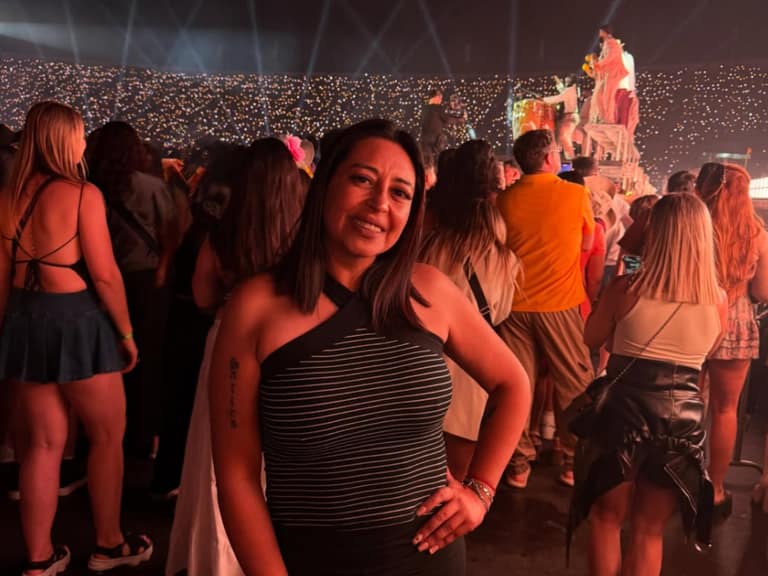 Macarena Urbina, la «Tía Makita» de Maipú: «La fórmula perfecta de criar es solo el amor; yo no iba a nublar la felicidad de mi hijo»