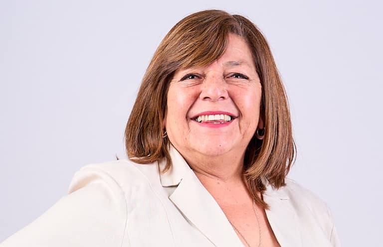 ALEJANDRA LIBERONA COFRE