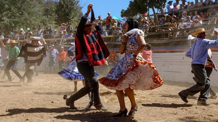 Día Nacional de la Cueca: el origen, la estructura métrica y la evolución del baile oficial de Chile