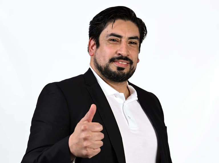 ruben oyarzo portada