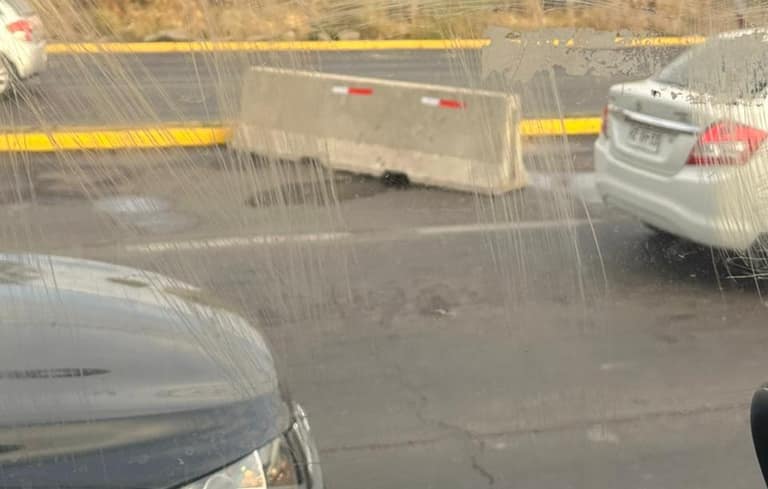Cruce de Tres Poniente con Camino Melipilla