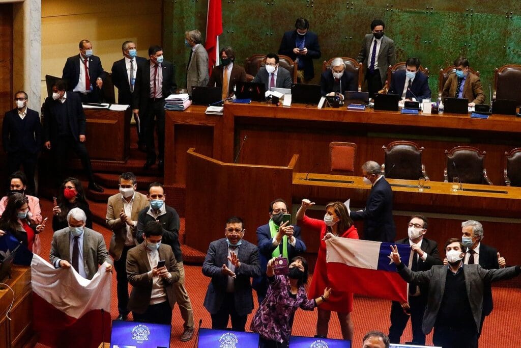 Retiro de fondos AFP aprobado: Conoce cuáles son los detalles de la reforma