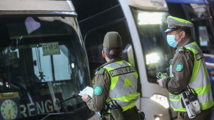 Dio positivo a metanfetamina: chofer de bus es detenido en Estación Central
