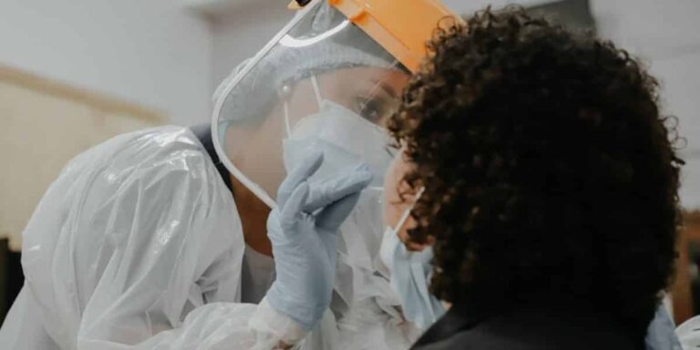 PCR toma de muestra minsal