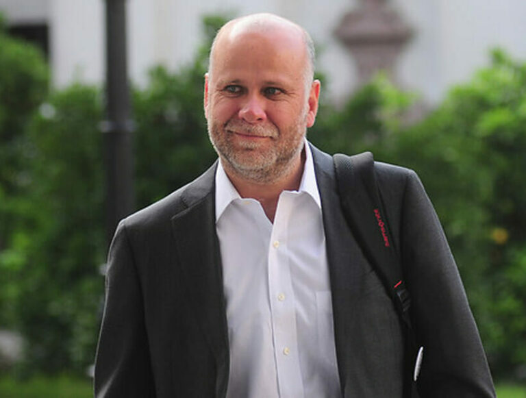 presidente senado álvaro elizalde