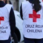 Voluntarios de la Cruz Roja Chilena.