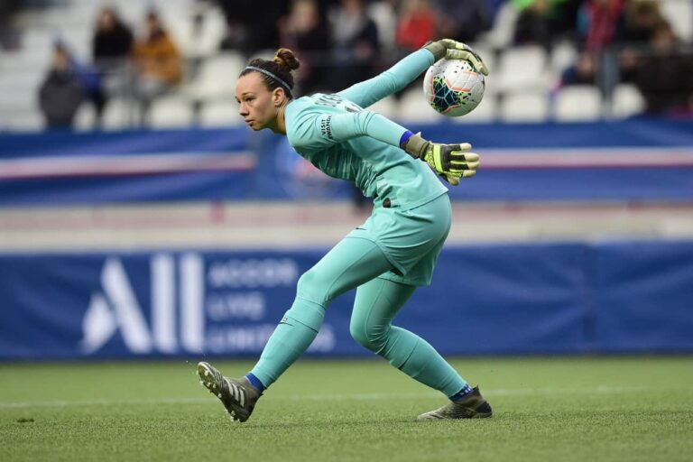 Christiane Endler