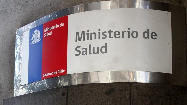 proceso de vacunación minsal disminución