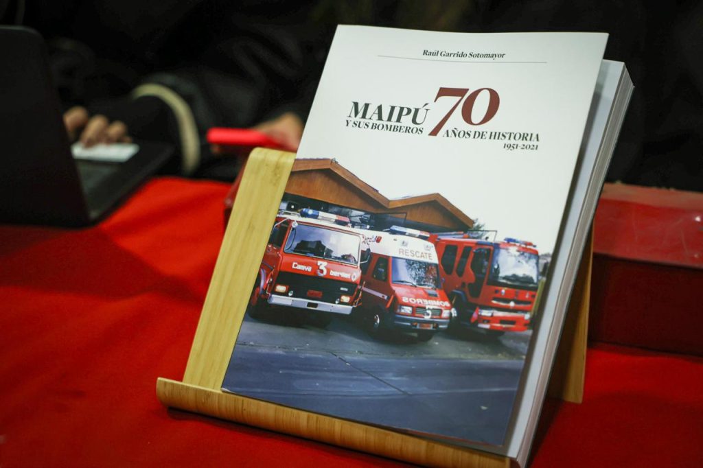 Libro Maipú y sus Bomberos