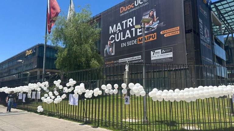 Duoc Uc Maipú despide a profesor
