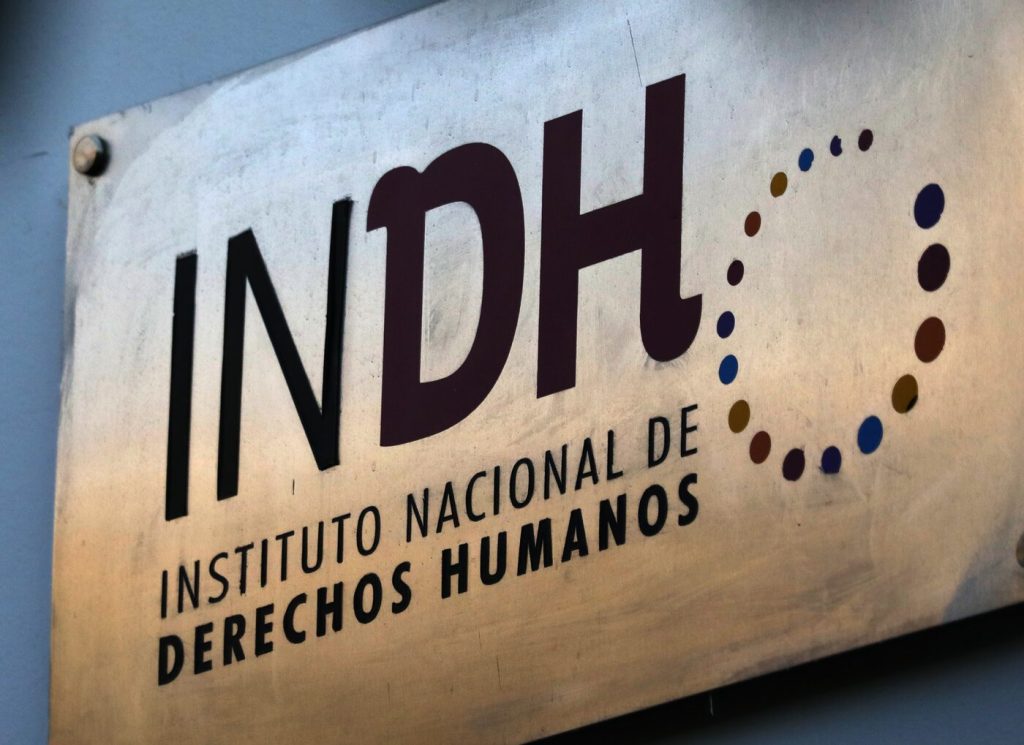 Más de 50 organizaciones y premios nacionales solidarizan con el INDH y critican posibilidad de dejarlo sin fondos en la ley de Presupuesto 2025