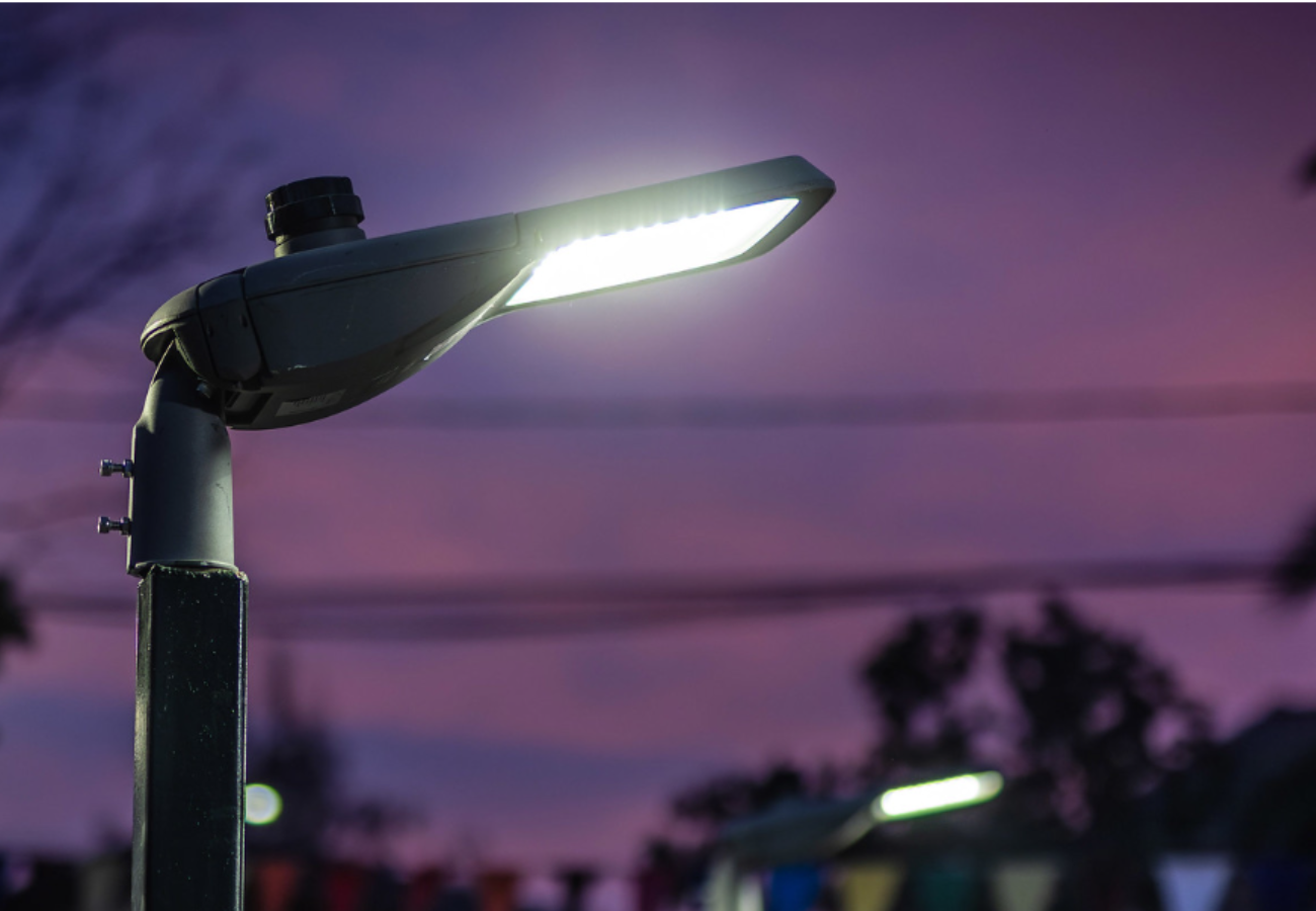 Municipalidad de Maipú realiza cambio de luminarias en Maipú